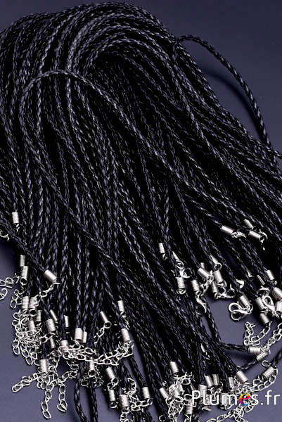 Collier en polyestère - longueur 45 cm - noir